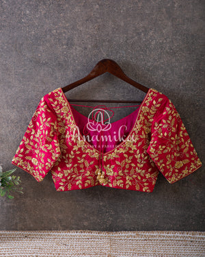 Dark Green Gadwal Silk saree with pink contrast border