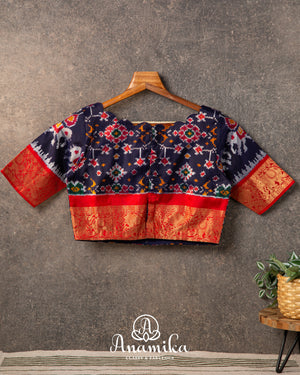 White pure Silk Saree Saree with Patola and Kanchi border