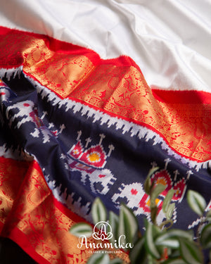 White pure Silk Saree Saree with Patola and Kanchi border