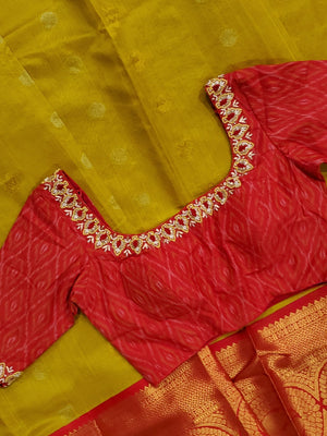 Mehendi Green Kuppadam saree with Red Kanchi Border
