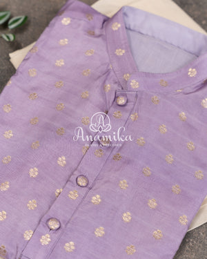 Lilac/Lavender Kurta on silk base with zari buttas