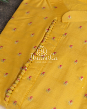 Yellow Chanderi Silk Kurta with zari woven meenakari buttas