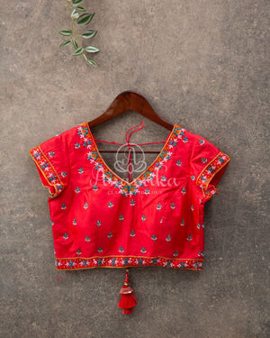 Red short sleeves blouse with cutdana and thread work