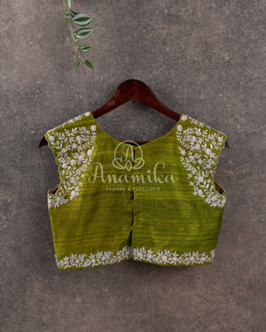 Mehendi Green Georgette saree with chikankari and scallop border