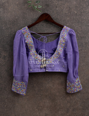 Lovely Lavender Georgette Chikankari saree with scallop border