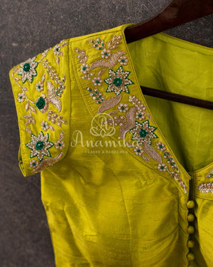 Mehendi Green Blouse with peter pan collar style