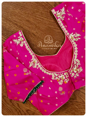 Shaded Green Banarasi Silk saree with Pink Bandini Blouse