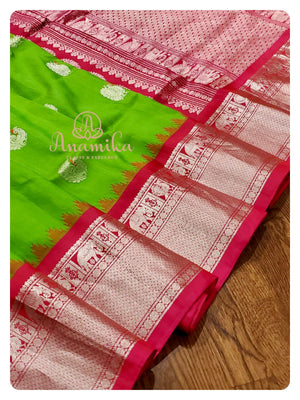 Green/Pink Gadwal Saree with Pink blouse