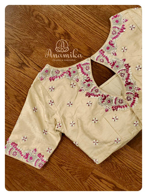 Pink/Cream combo Gadwal Pattu saree